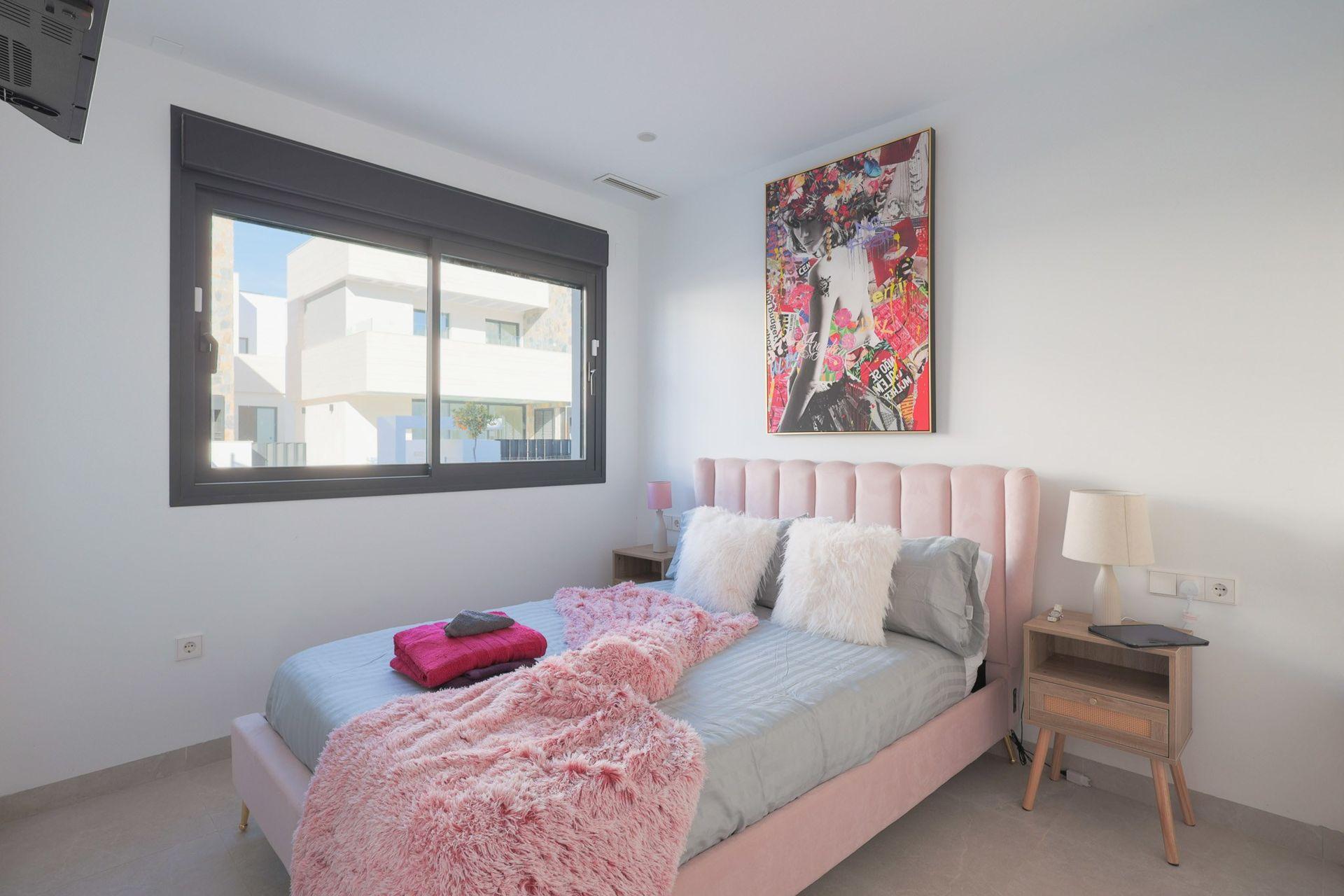Villa de Lujo con Piscina en Exclusivo Resort Murcia, Villa de lujo en Santa Rosalía Resort, Murcia. Disfrute laguna cristalina, club de playa y amenities. 4 dorm, 4 baños, piscina privada, vistas. ¡Inversión única