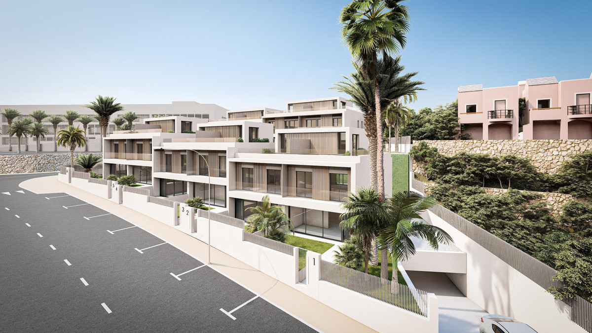 Nueva Villa de Diseño en Estepona con Vistas Espectaculares, Descubre 10 villas de lujo modernas en Estepona, Costa del Sol. Disfruta vistas panorámicas al mar, golf y montaña. Calidades premium, aerotermia, suelo radiant
