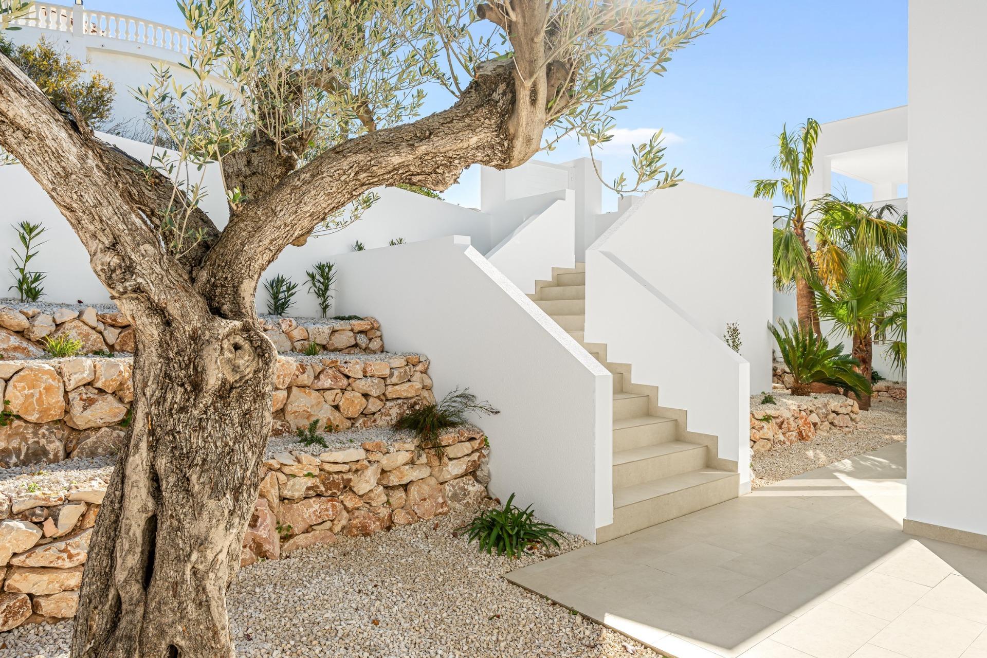 Benitachell: Lujosa Villa Nueva con Piscina y Vistas al Mar, Espectacular villa de lujo obra nueva en Benitachell, Costa Blanca North. Vistas al mar, piscina infinita y diseño mediterráneo. ¡Vive el lujo en tu paraíso de