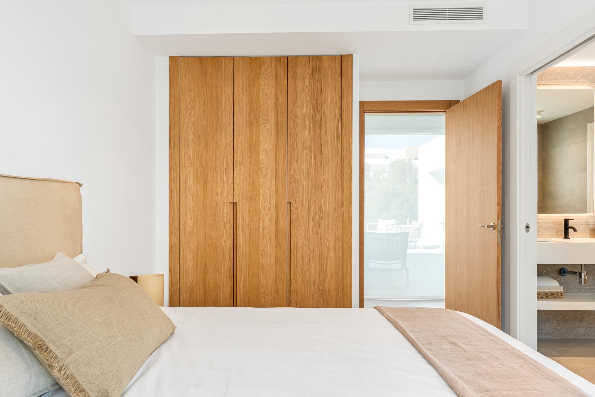 Benitachell: Lujosa Villa Nueva con Piscina y Vistas al Mar, Espectacular villa de lujo obra nueva en Benitachell, Costa Blanca North. Vistas al mar, piscina infinita y diseño mediterráneo. ¡Vive el lujo en tu paraíso de