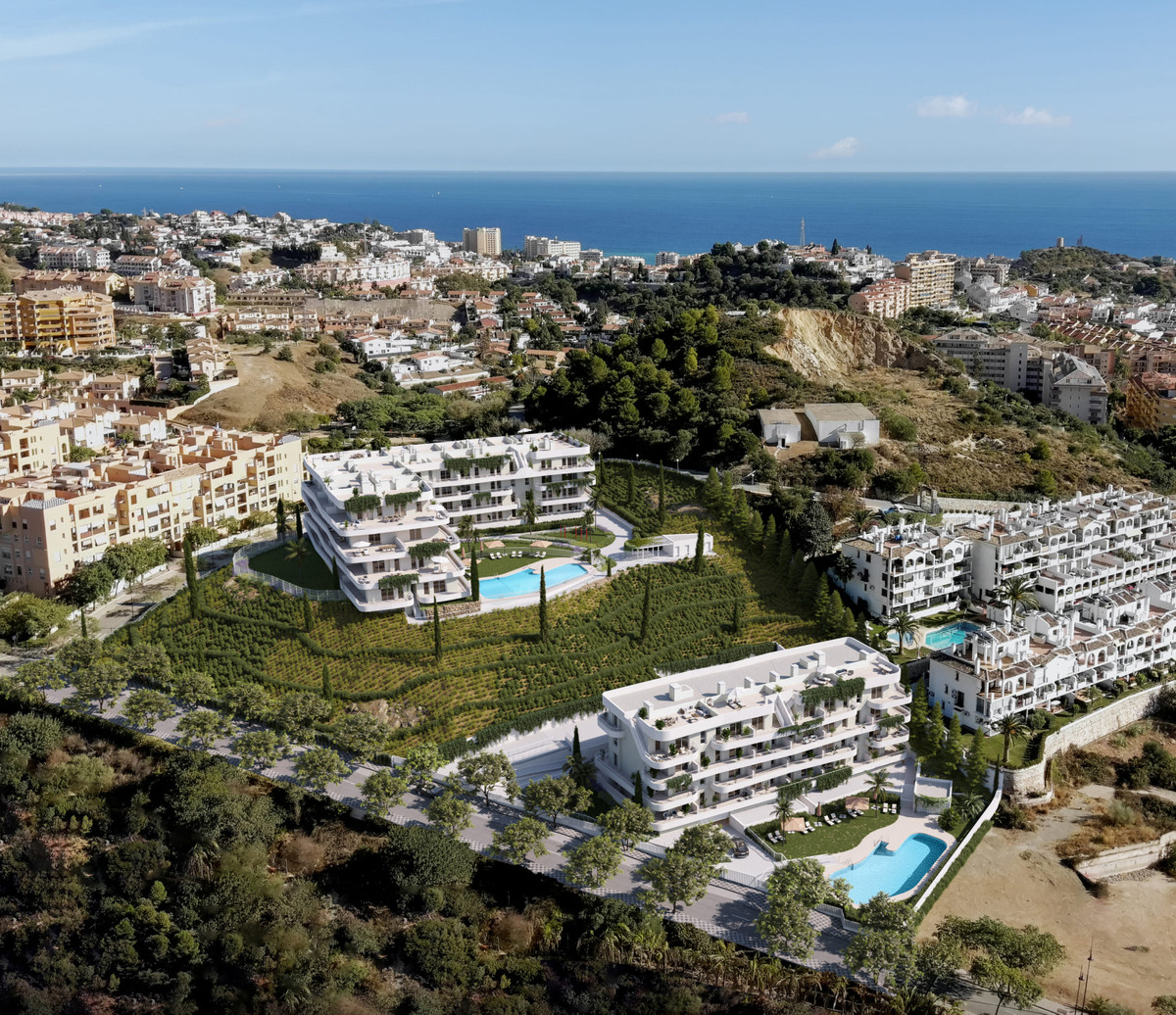 propiedad, Obra nueva en Fuengirola, Málaga. Viviendas exclusivas con piscinas, workout y garaje. Disfruta del sol y la Costa del Sol. ¡Tu nuevo hogar!
