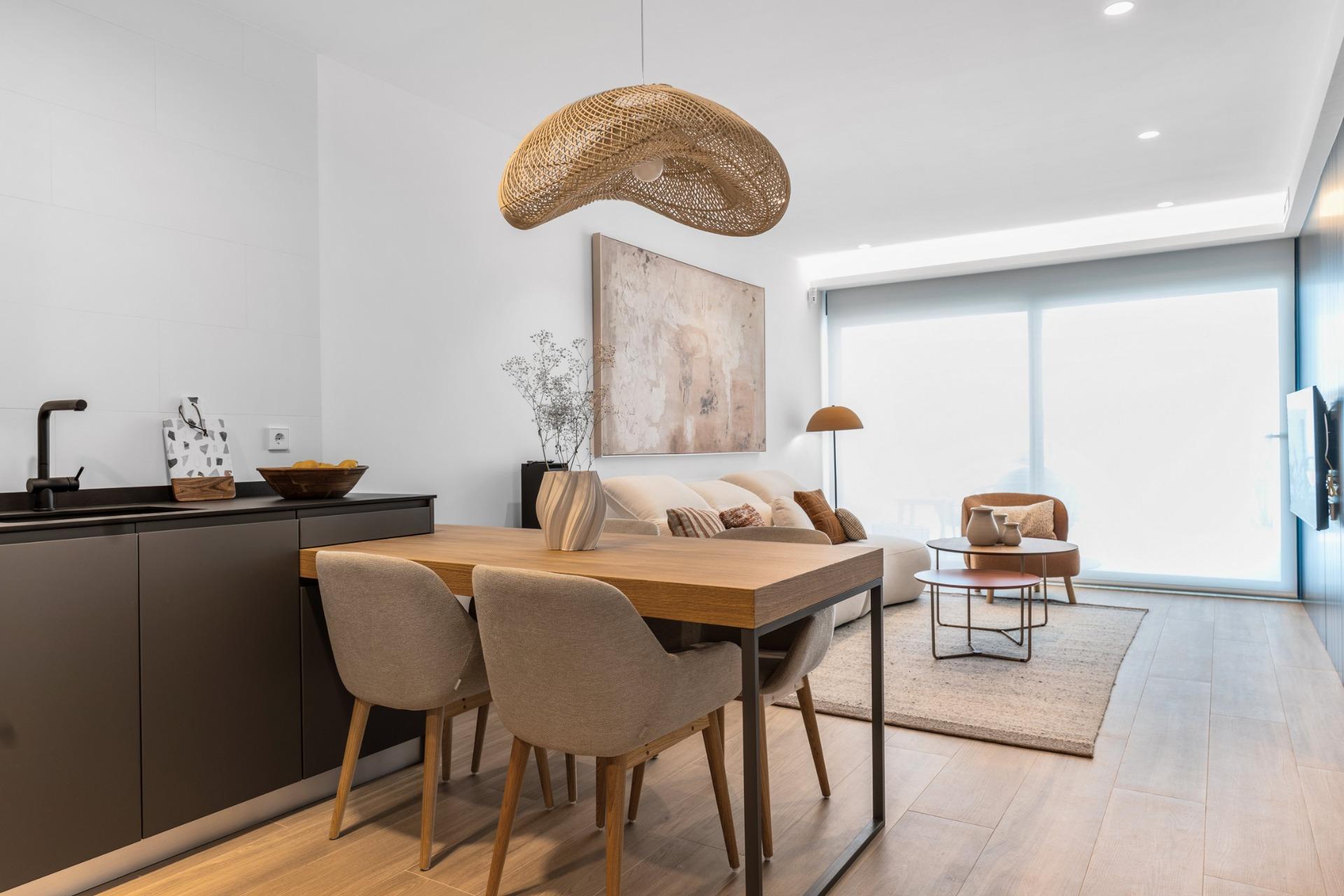 Ático de Ensueño en Benitachell: Lujo y Vistas al Mar, Ático de lujo en Cumbre del Sol, Benitachell. Disfruta de vistas al Mediterráneo, 2 hab, 2 baños, solárium privado y acabados premium. Vive el estilo de vida ex