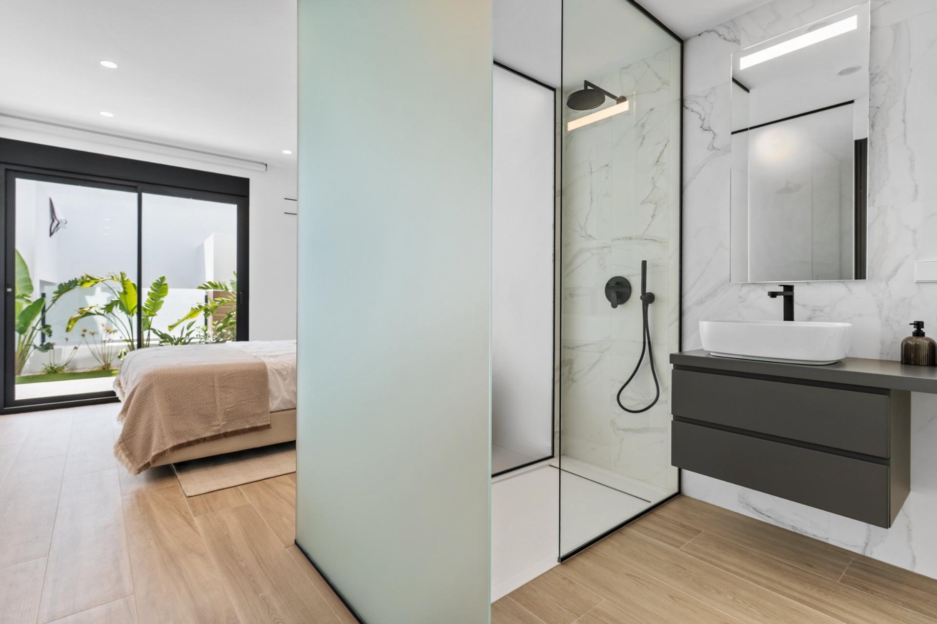 Ático de Ensueño en Benitachell: Lujo y Vistas al Mar, Ático de lujo en Cumbre del Sol, Benitachell. Disfruta de vistas al Mediterráneo, 2 hab, 2 baños, solárium privado y acabados premium. Vive el estilo de vida ex