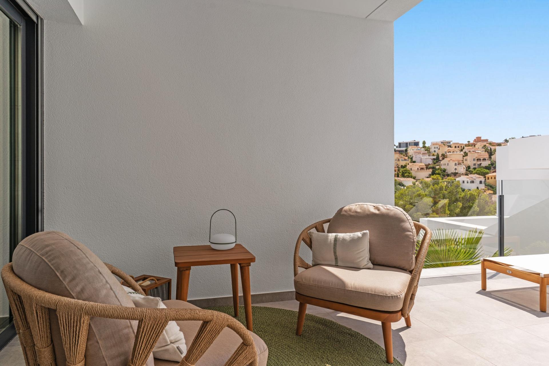 Ático de Ensueño en Benitachell: Lujo y Vistas al Mar, Ático de lujo en Cumbre del Sol, Benitachell. Disfruta de vistas al Mediterráneo, 2 hab, 2 baños, solárium privado y acabados premium. Vive el estilo de vida ex