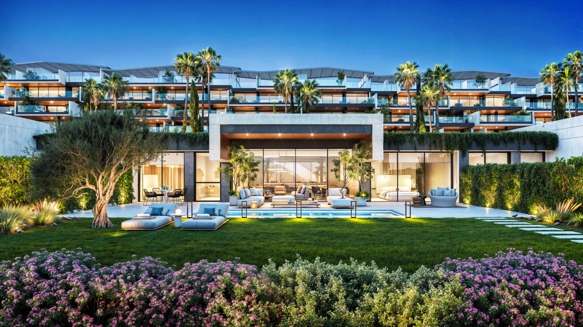 Apartamento de Lujo en Primera Línea de Playa en Manilva, Apartamento de lujo en primera línea de playa en Manilva, Málaga. 3 hab, 2 baños. Vistas al mar, diseño moderno y zonas comunes exclusivas. Cerca de Estepona y