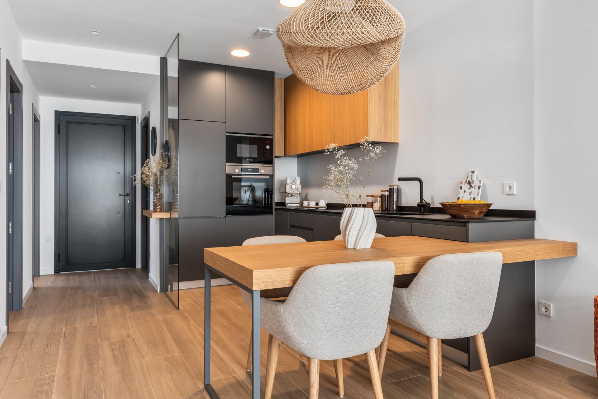 Ático de Ensueño en Benitachell: Lujo y Vistas al Mar, Ático de lujo en Cumbre del Sol, Benitachell. Disfruta de vistas al Mediterráneo, 2 hab, 2 baños, solárium privado y acabados premium. Vive el estilo de vida ex