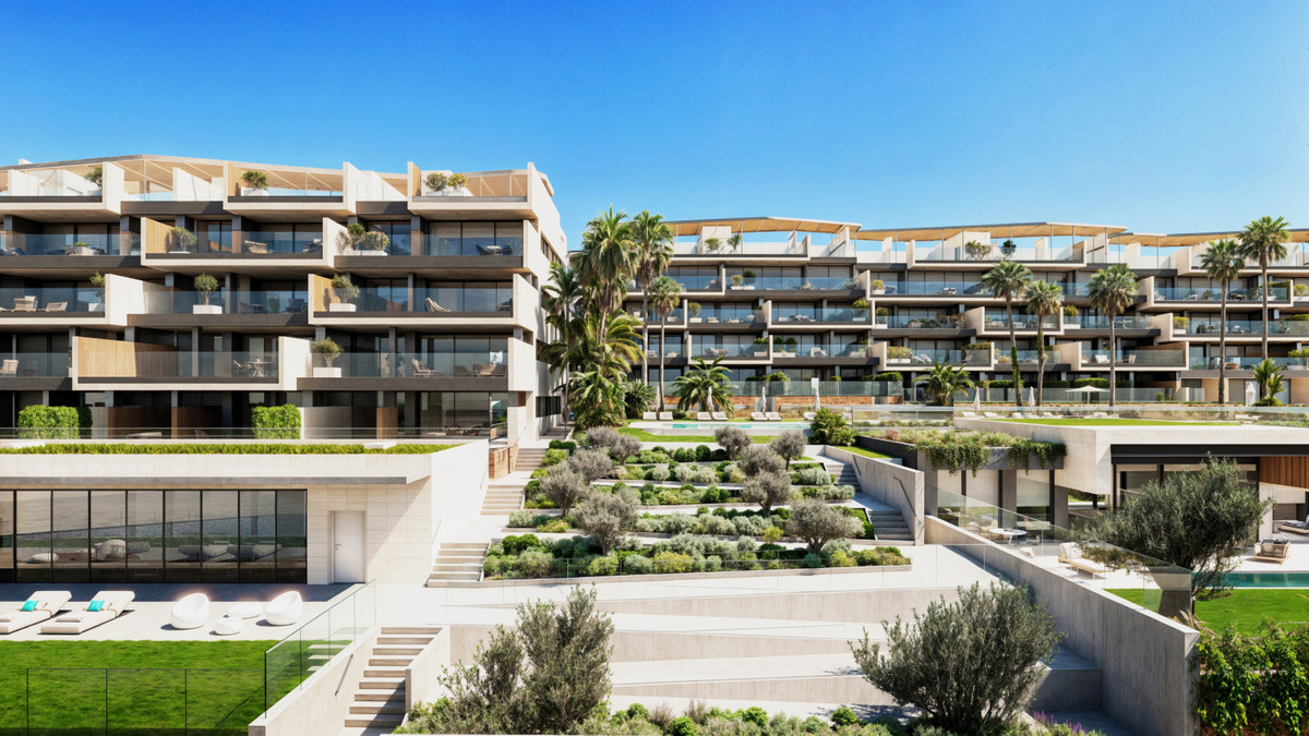 Apartamento de Lujo en Primera Línea de Playa en Manilva, Apartamento de lujo en primera línea de playa en Manilva, Málaga. 3 hab, 2 baños. Vistas al mar, diseño moderno y zonas comunes exclusivas. Cerca de Estepona y