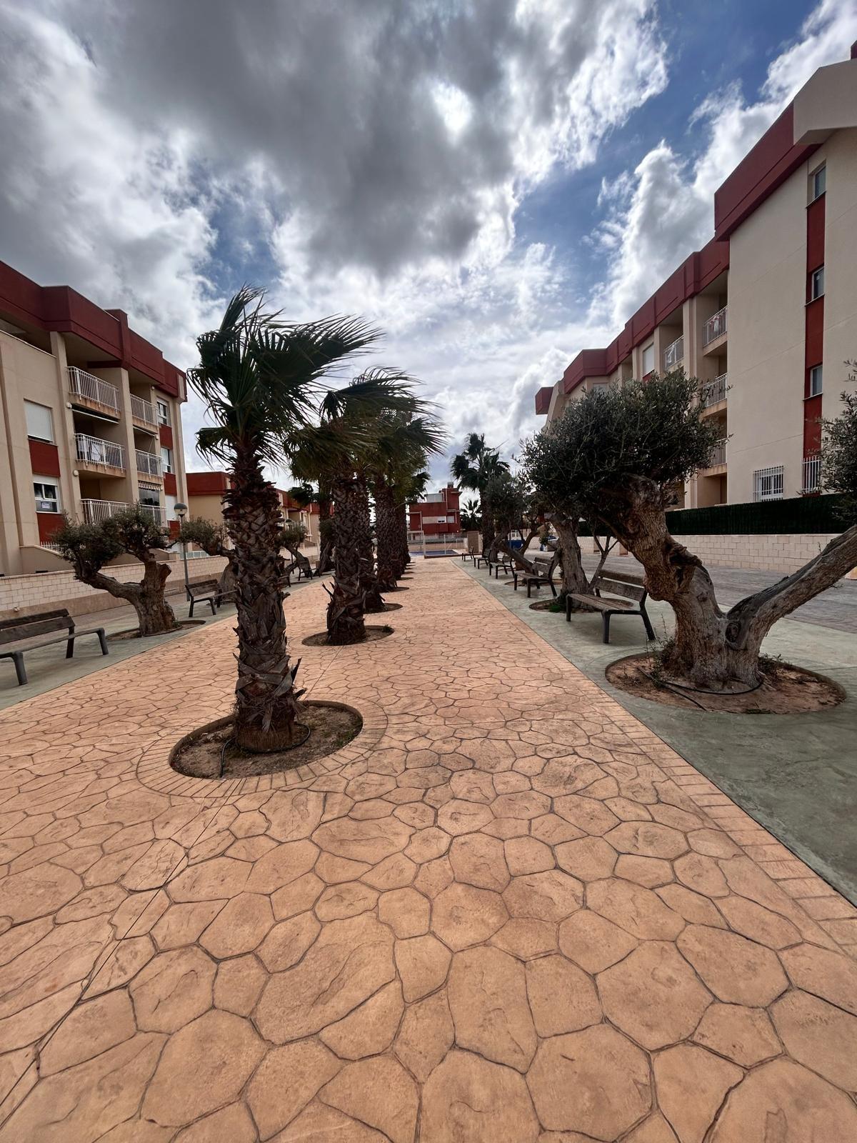 Complejo Residencial Regenerado en Lomas de Cabo Roig - Apartamentos Reformados, Apartamento renovado en Lomas de Cabo Roig, Orihuela Costa. 2 dorm, 2 baños. Listo para disfrutar, piscina, a 2km de playas. ¡Inversión ideal en Costa Blanca po