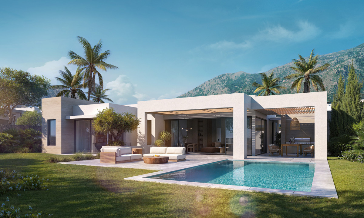 Majestuosa Villa en Mijas con Vistas Panorámicas al Mar, Descubra una villa de lujo en Mijas, Costa del Sol. 6 hab, 4 baños, vistas panorámicas y acceso a playas y golf. Inversión segura en Málaga por 2.320.000€.