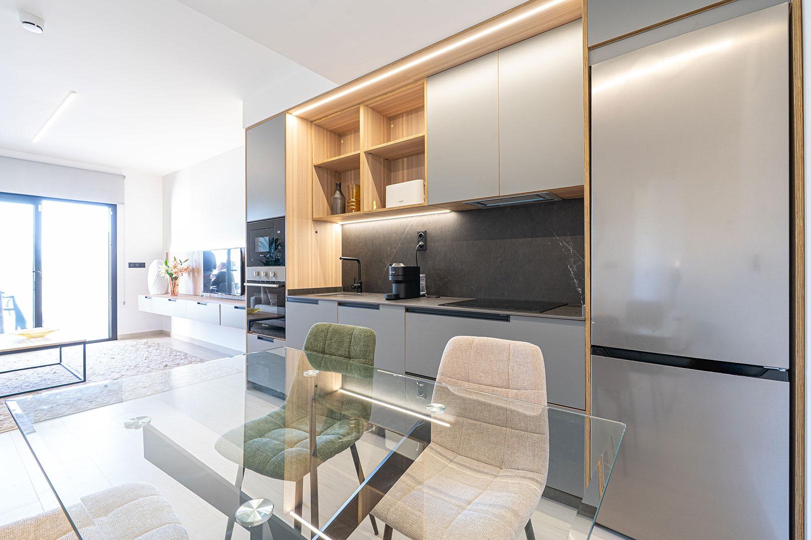 Apartamentos de nueva construcción cerca de la playa en Vera Playa, Costa de Almería, Descubre tu apartamento de obra nueva en Vera Playa, Almería. 2 dorm, 2 baños, a 1km de la playa. Disfruta de piscinas, vistas al mar y el estilo de vida medite