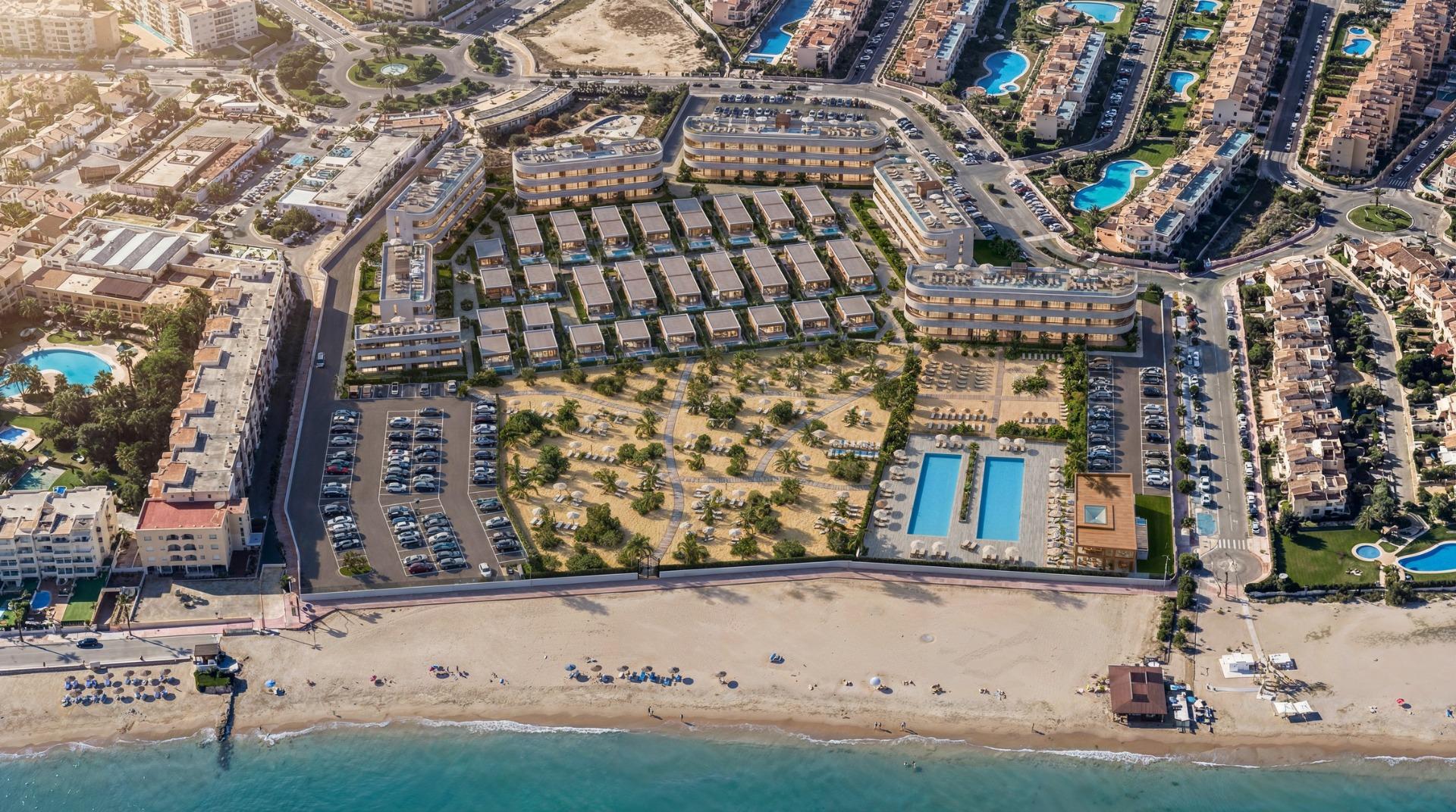 Apartamentos turísticos de lujo y villas con playa privada en primera línea de Vera Playa-Almería, Ático de lujo en Vera Playa, Almería. Disfruta de 1 dormitorio, terraza y solárium privado con vistas panorámicas al mar. Complejo moderno con playa privada. ¡T