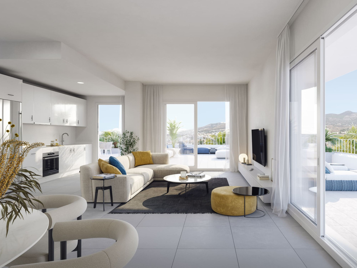 propiedad, Apartamentos obra nueva en Fuengirola, Málaga. 3 hab, 2 baños, piscinas, gym. Vive la Costa del Sol con sol todo el año. ¡Tu oasis de bienestar!