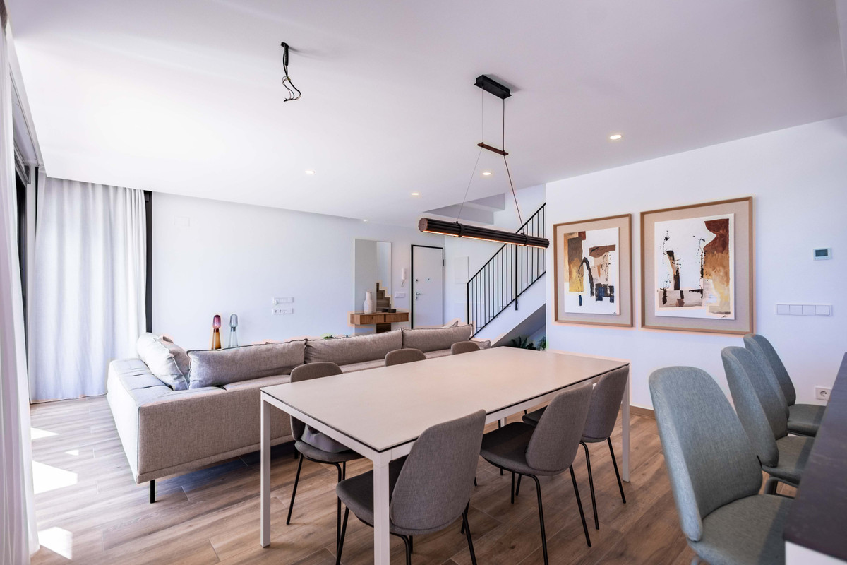 Villa de Lujo en Polop: Vistas Mediterráneas Inigualables, Villas exclusivas en Polop, Alicante, con vistas panorámicas a la bahía de Altea y montañas. 3 dorm, 2 baños, desde 579.700€. Vive el sueño mediterráneo en Cost