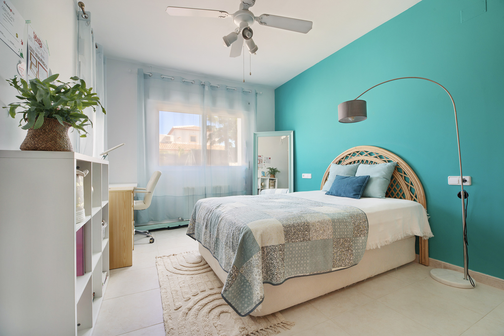 Javea: Exclusiva Villa Familiar con Piscina y Casa de Huéspedes, Villa tradicional en Las Laderas, Javea. 5 dormitorios, casa de invitados, piscina 50m², privacidad. Cerca de colegio y playas. Ideal inversión o familia. ¡749.
