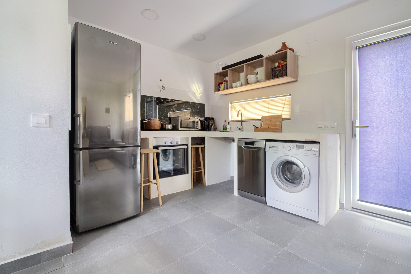 Javea: Exclusiva Villa Familiar con Piscina y Casa de Huéspedes, Villa tradicional en Las Laderas, Javea. 5 dormitorios, casa de invitados, piscina 50m², privacidad. Cerca de colegio y playas. Ideal inversión o familia. ¡749.