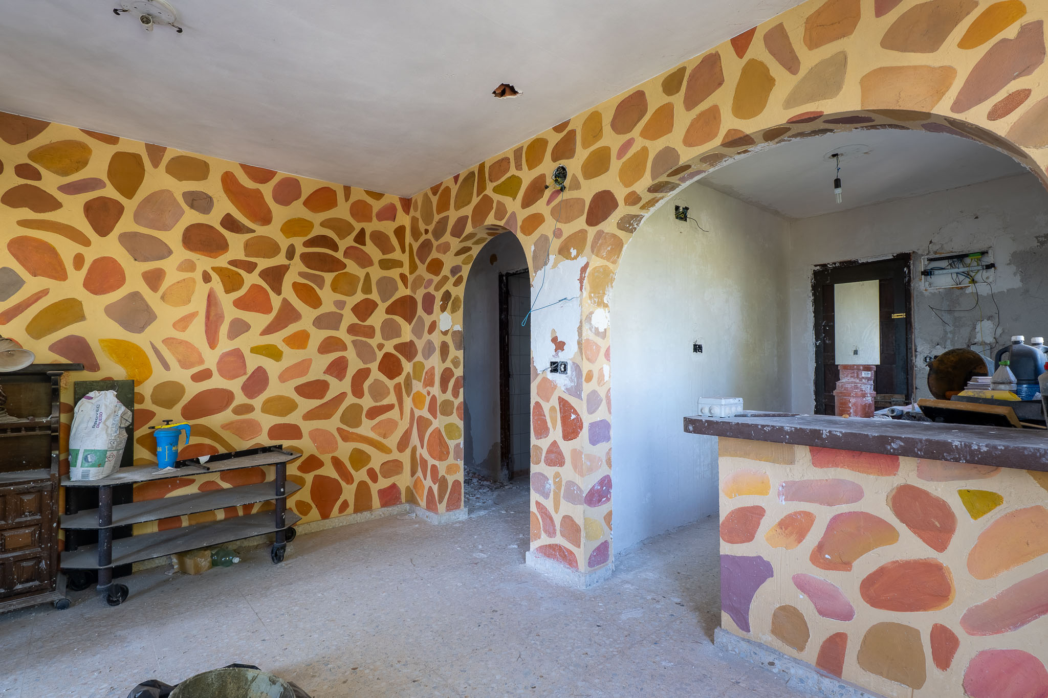 Villa en Benissa con Vistas al Mar: ¡Crea tu Hogar!, Villa tradicional en Benissa, Alicante, con potencial ilimitado para reformar. Ubicación privilegiada cerca de calas, vistas al mar y montañas. ¡Crea tu hogar s