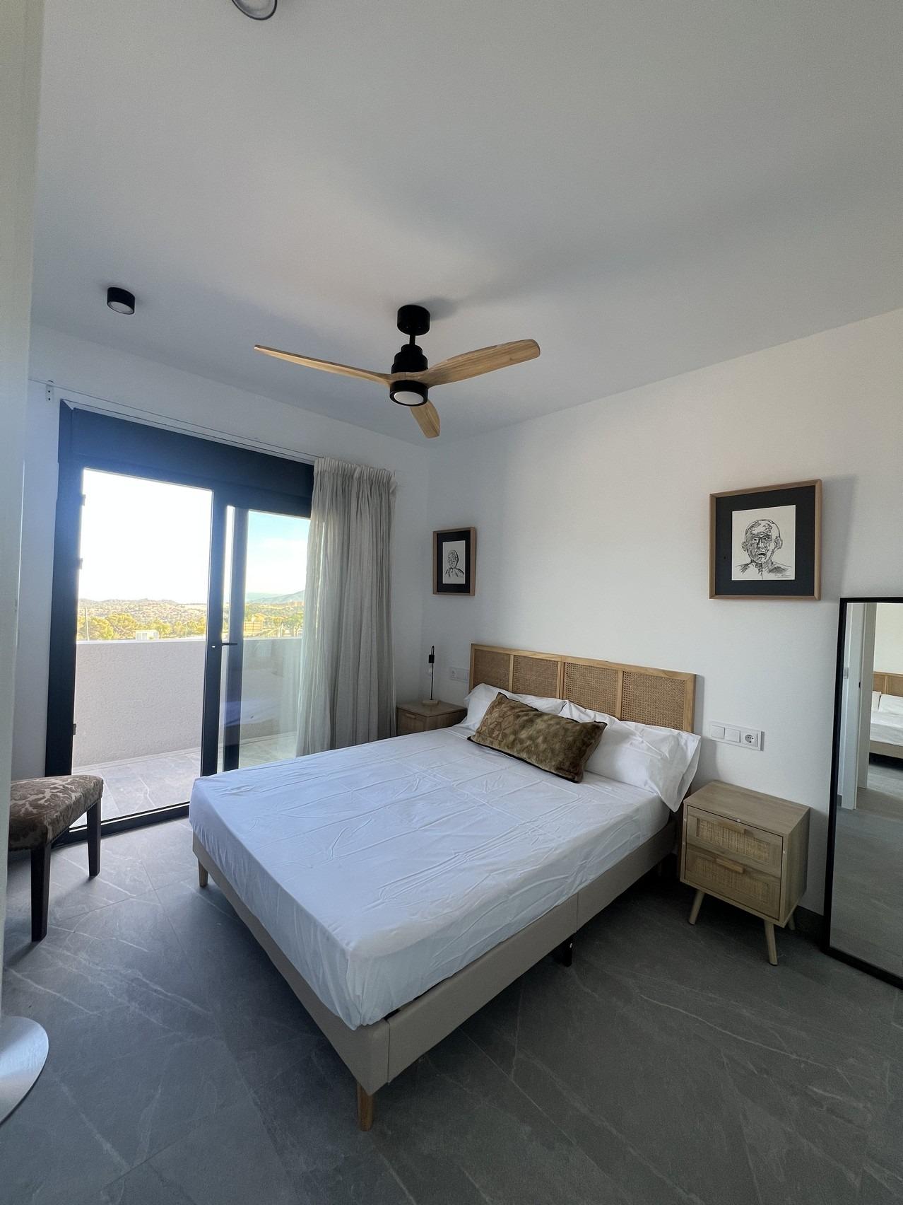 Exclusivos Adosados Obra Nueva Polop con Piscina Privada, Adosados de obra nueva en Polop, Alicante. 3 dormitorios, piscina privada y acabados de lujo. Disfruta la Costa Blanca Norte, cerca del mar y naturaleza. ¡Tu ho