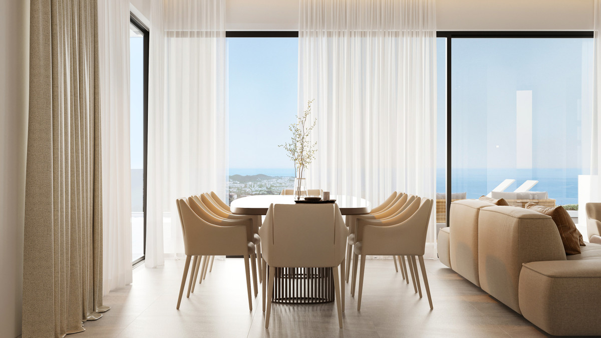 Majestuosa Villa en Mijas con Vistas Panorámicas al Mar, Descubra una villa de lujo en Mijas, Costa del Sol. 6 hab, 4 baños, vistas panorámicas y acceso a playas y golf. Inversión segura en Málaga por 2.320.000€.