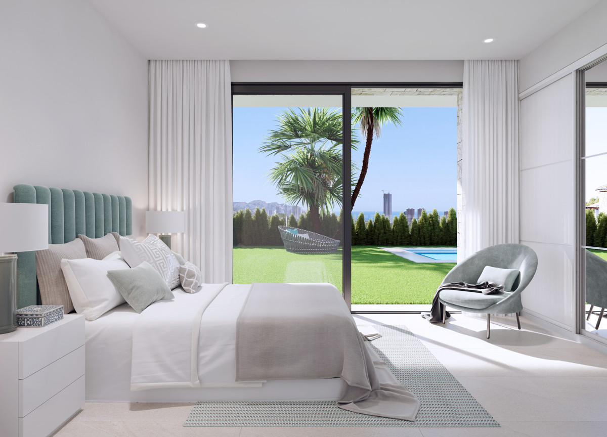 Villa de lujo en Finestrat: mar y montaña., Lujosa villa en Finestrat, Alicante. 3 hab, piscina privada, jardín y vistas mar/montaña. Cerca de Benidorm. ¡Vive el Mediterráneo!