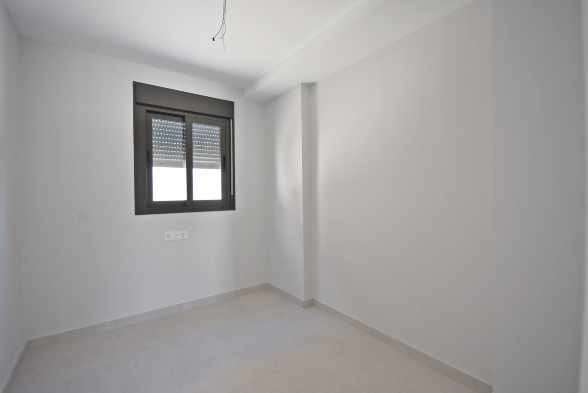 Villa de Ensueño con Vistas al Mar en Mazarrón, Villa en venta en Puerto de Mazarrón, Murcia. A 350m de la playa, con vistas al mar y solárium. 3 dormitorios, 3 baños. ¡Tu sueño mediterráneo por 309.000€!