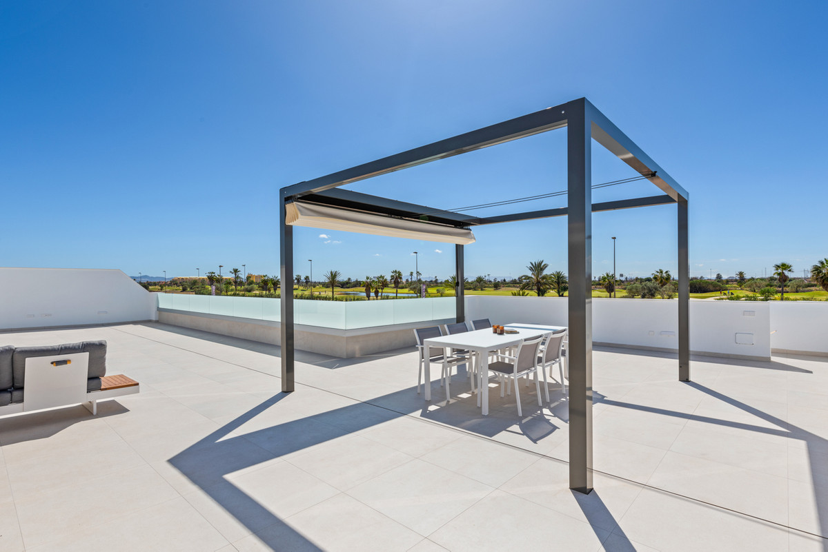 Exclusiva Villa de Lujo con Piscina en Los Alcázares, Villa de lujo en Los Alcázares, Murcia. 3 dorm, 3 baños, piscina privada y acabados premium. Vive el lujo en la Costa Cálida cerca del Mar Menor. ¡Oportunidad ú