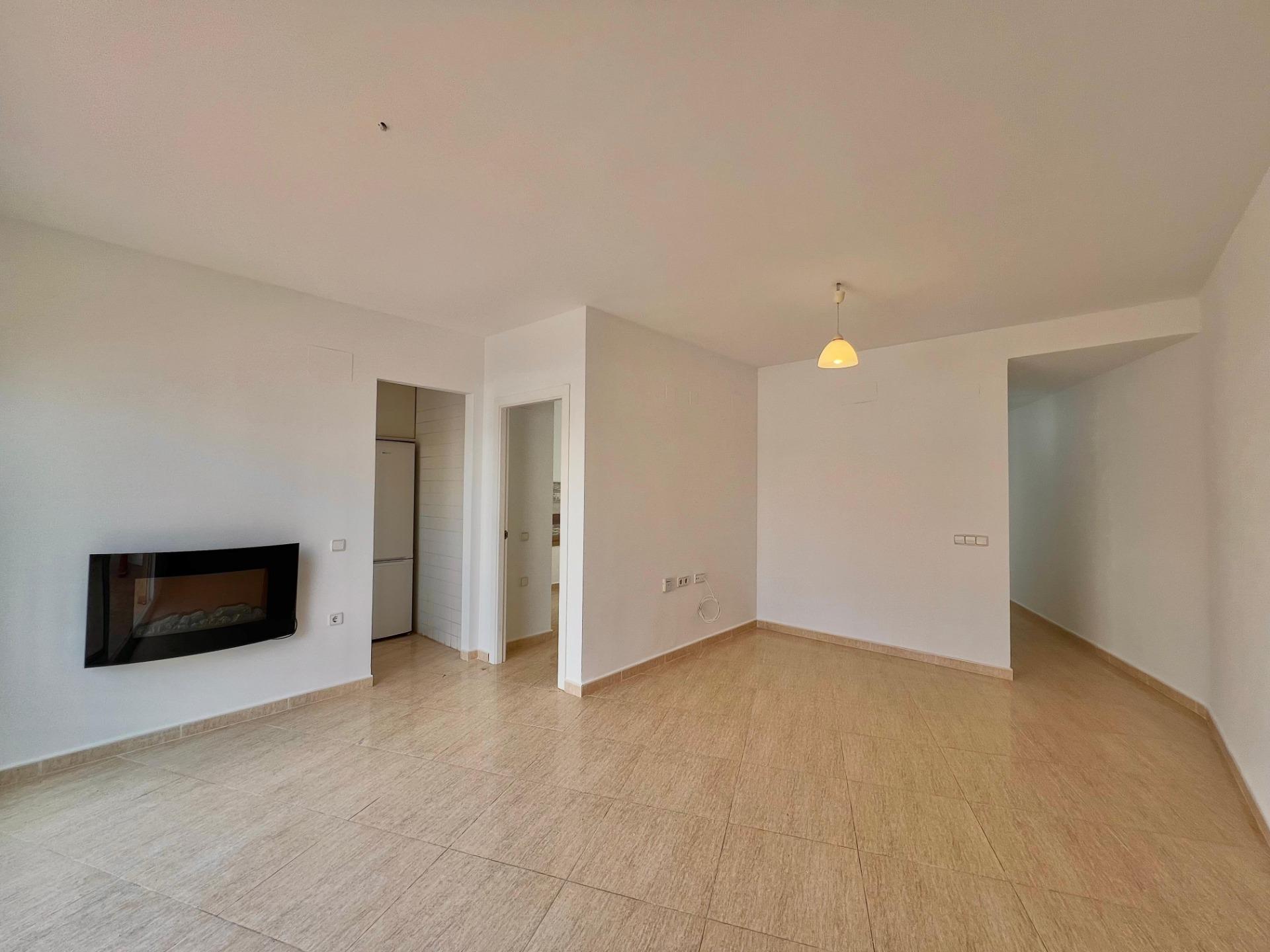 Ático Exclusivo en Torrevieja: Vistas Despejadas, Cerca del Mar, Ático de ensueño en Playa del Cura, Torrevieja. 2 hab, 2 baños, terraza con vistas. A 10 min de la playa. Clima mediterráneo y servicios. ¡Tu hogar por 199.900€