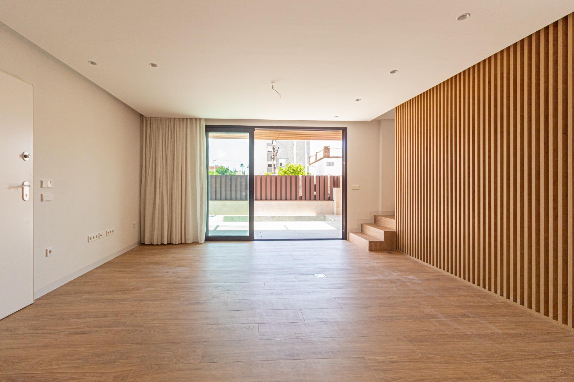 Villa de Lujo Nueva en Lo Pagán, a Pasos de Playa, Villas de lujo obra nueva en Lo Pagán, Murcia. A 250m de la playa, con piscina privada. 3 hab, 2 baños. Acabados premium, eficiencia energética. ¡Tu sueño medit