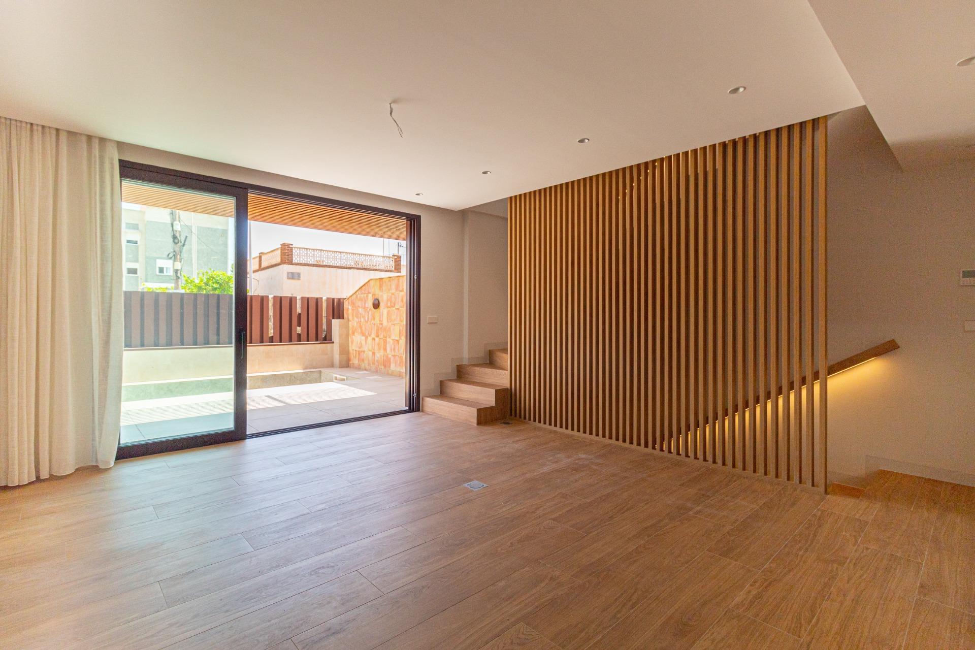 Villa de Lujo Nueva en Lo Pagán, a Pasos de Playa, Villas de lujo obra nueva en Lo Pagán, Murcia. A 250m de la playa, con piscina privada. 3 hab, 2 baños. Acabados premium, eficiencia energética. ¡Tu sueño medit