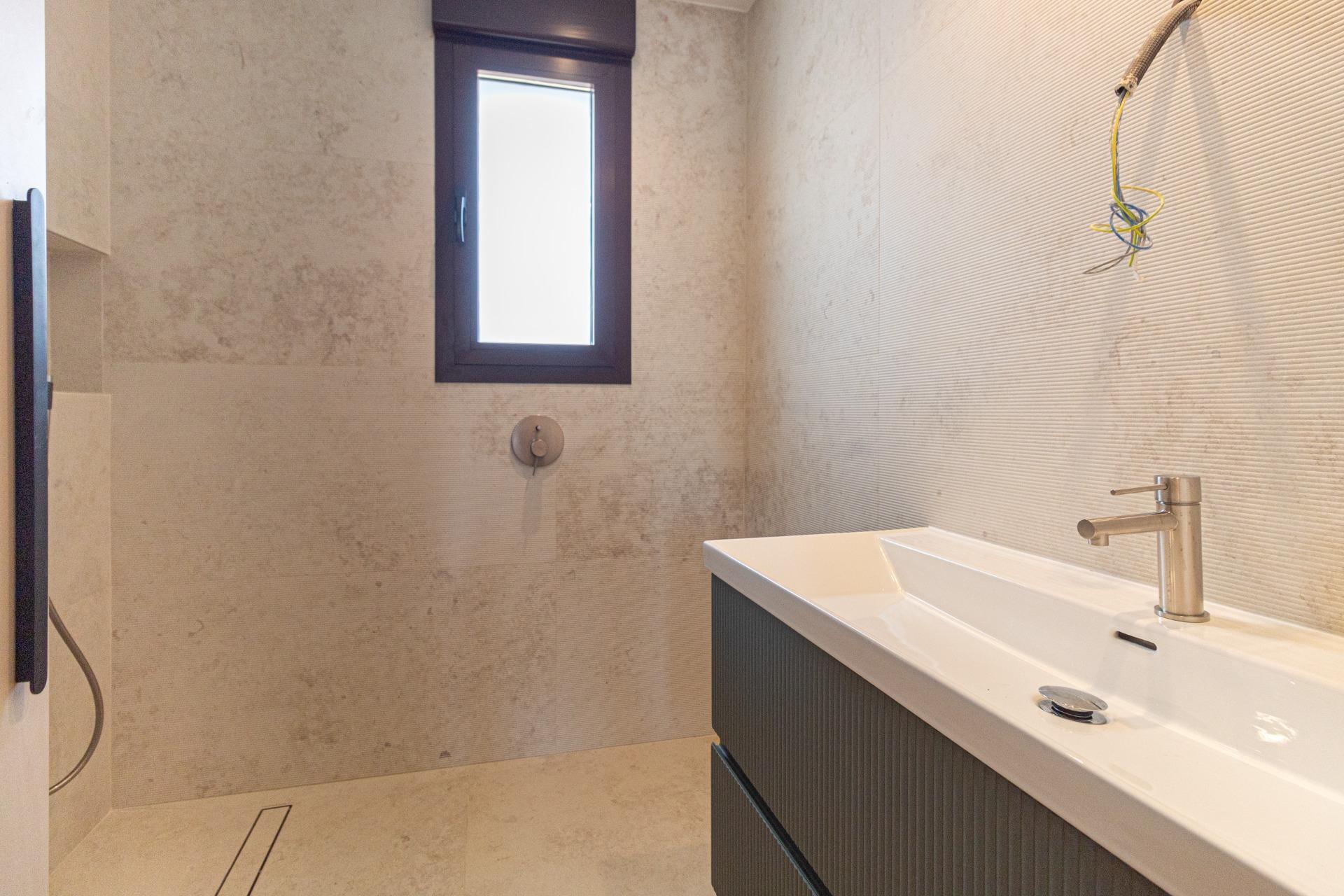 Villa de Lujo Nueva en Lo Pagán, a Pasos de Playa, Villas de lujo obra nueva en Lo Pagán, Murcia. A 250m de la playa, con piscina privada. 3 hab, 2 baños. Acabados premium, eficiencia energética. ¡Tu sueño medit