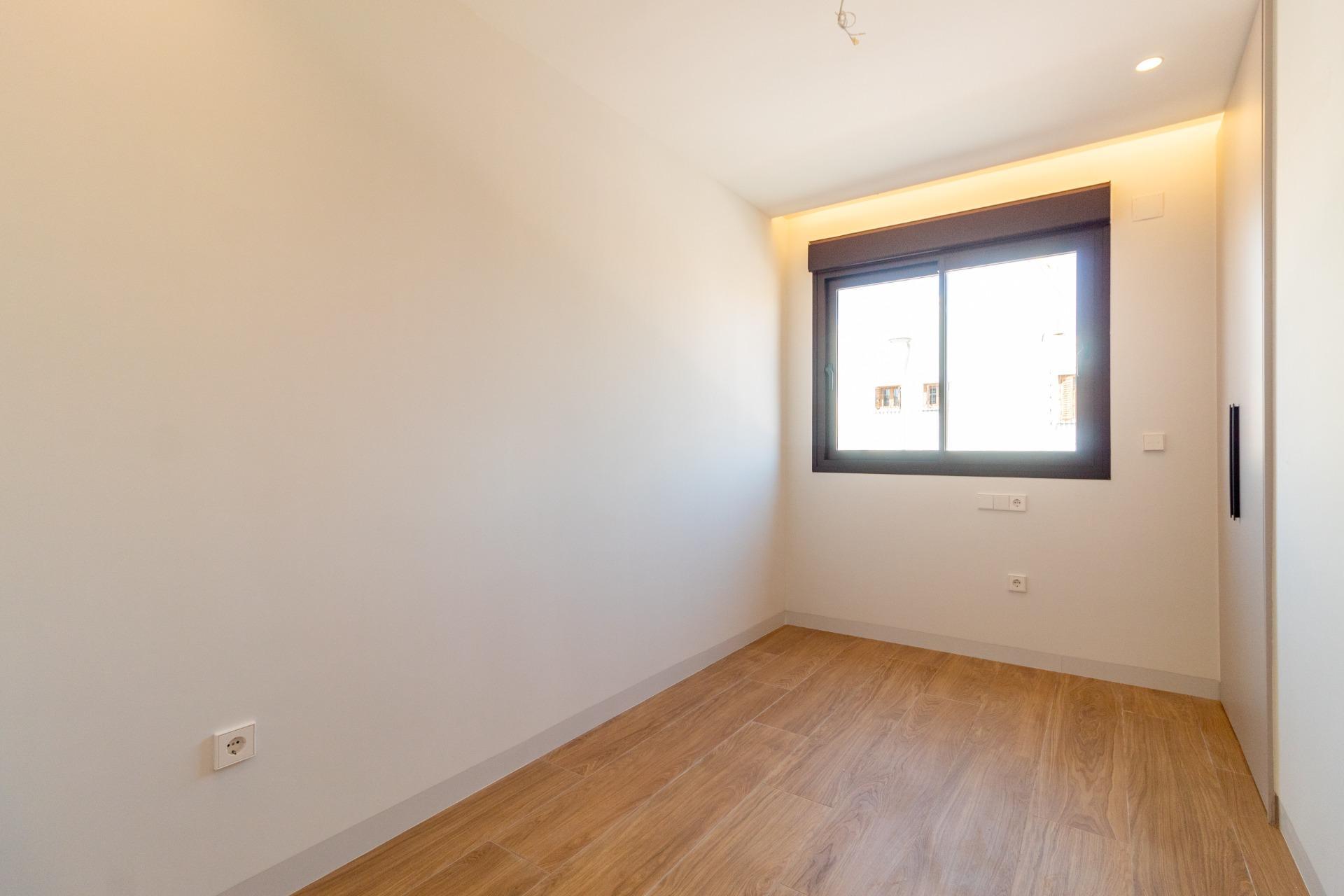 Villa de Lujo Nueva en Lo Pagán, a Pasos de Playa, Villas de lujo obra nueva en Lo Pagán, Murcia. A 250m de la playa, con piscina privada. 3 hab, 2 baños. Acabados premium, eficiencia energética. ¡Tu sueño medit
