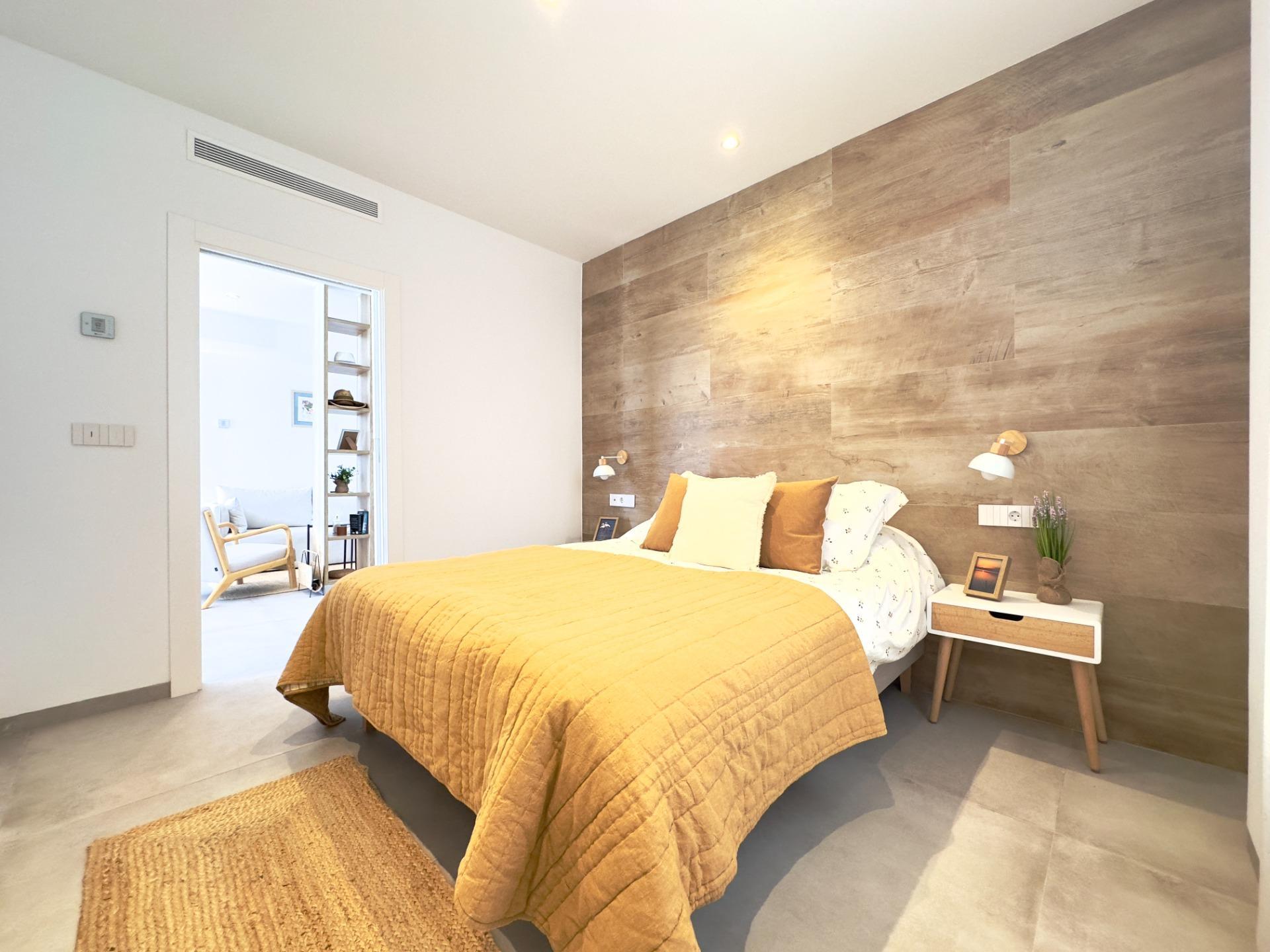 Lujo Costero: Apartamento Nuevo con Gran Terraza en San Pedro, Lujo y confort en San Pedro del Pinatar, Murcia. Apartamento de obra nueva con 3 dorm, 2 baños, terraza de 92m², piscina, gimnasio y garaje. ¡Vive la Costa Cáli