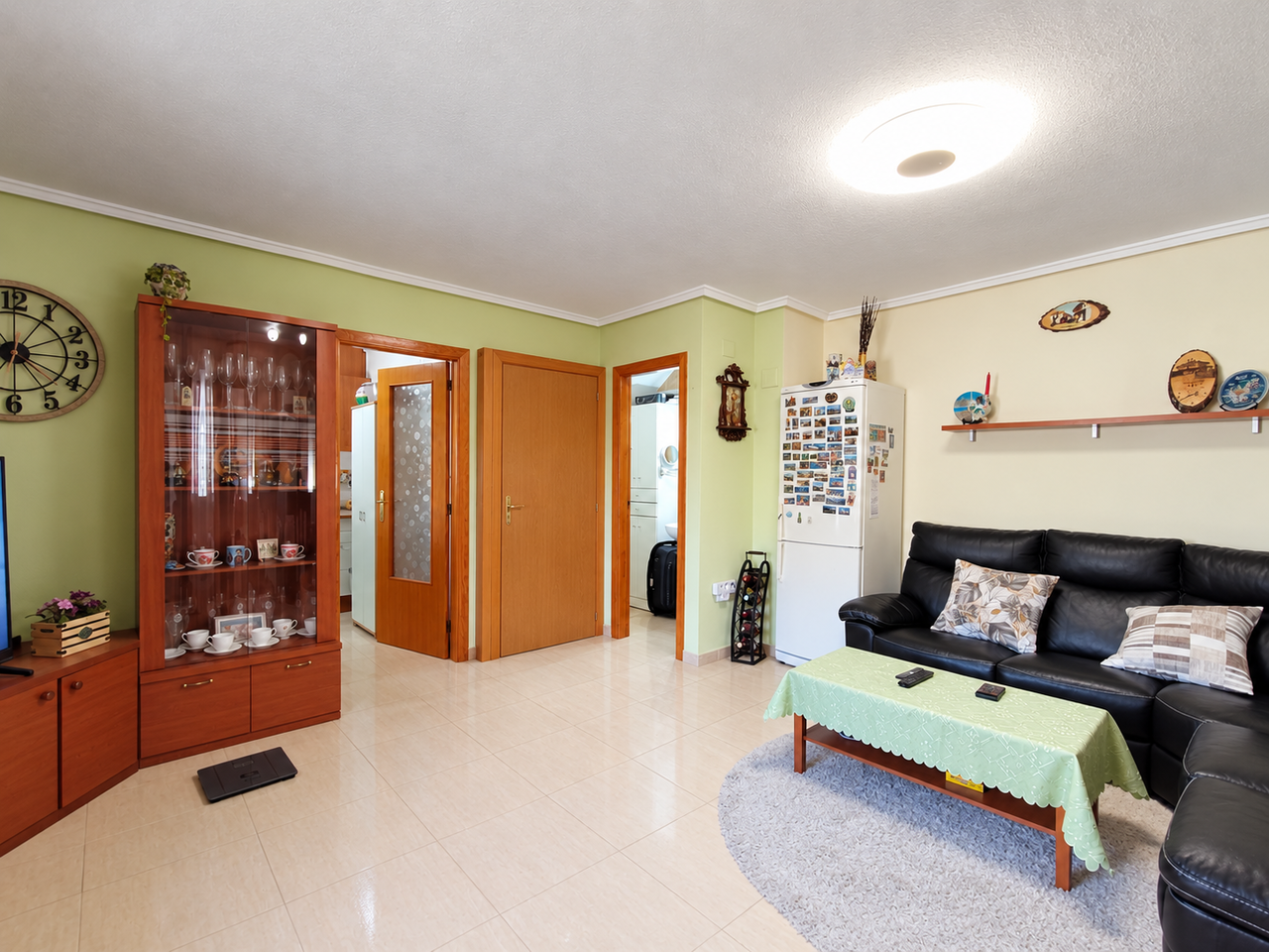 Adosado Espacioso en Ciudad Quesada: Confortable Vida Mediterránea, Descubre este adosado de 4 hab. en Ciudad Quesada, Alicante. Disfruta del estilo de vida mediterráneo en la Costa Blanca. Cerca de golf, playas y servicios. ¡Tu