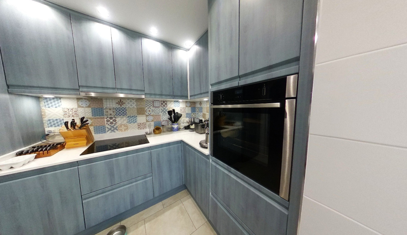 Adosado Exclusivo en Villamartín. ¡Vida Mediterránea al Mejor Precio!, Adosado en Villamartín, Alicante. Vive el sueño mediterráneo en la Costa Blanca. 2 hab, 2 baños. Cerca de golf y playas. Ideal inversión o vacaciones. ¡Por 295.