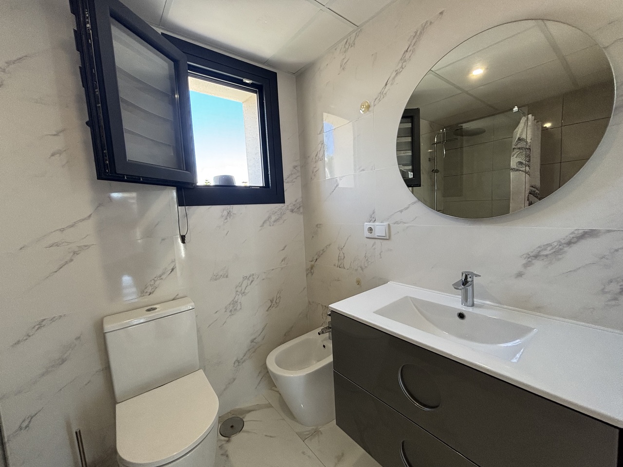 Villa de Lujo Exclusiva en Los Urrutias, Costa Cálida., Villa de lujo en Los Urrutias, Murcia (Costa Cálida). 3 hab, 2 baños. Disfrute de exclusividad, confort y la belleza mediterránea. Playas y golf cerca. ¡Su para