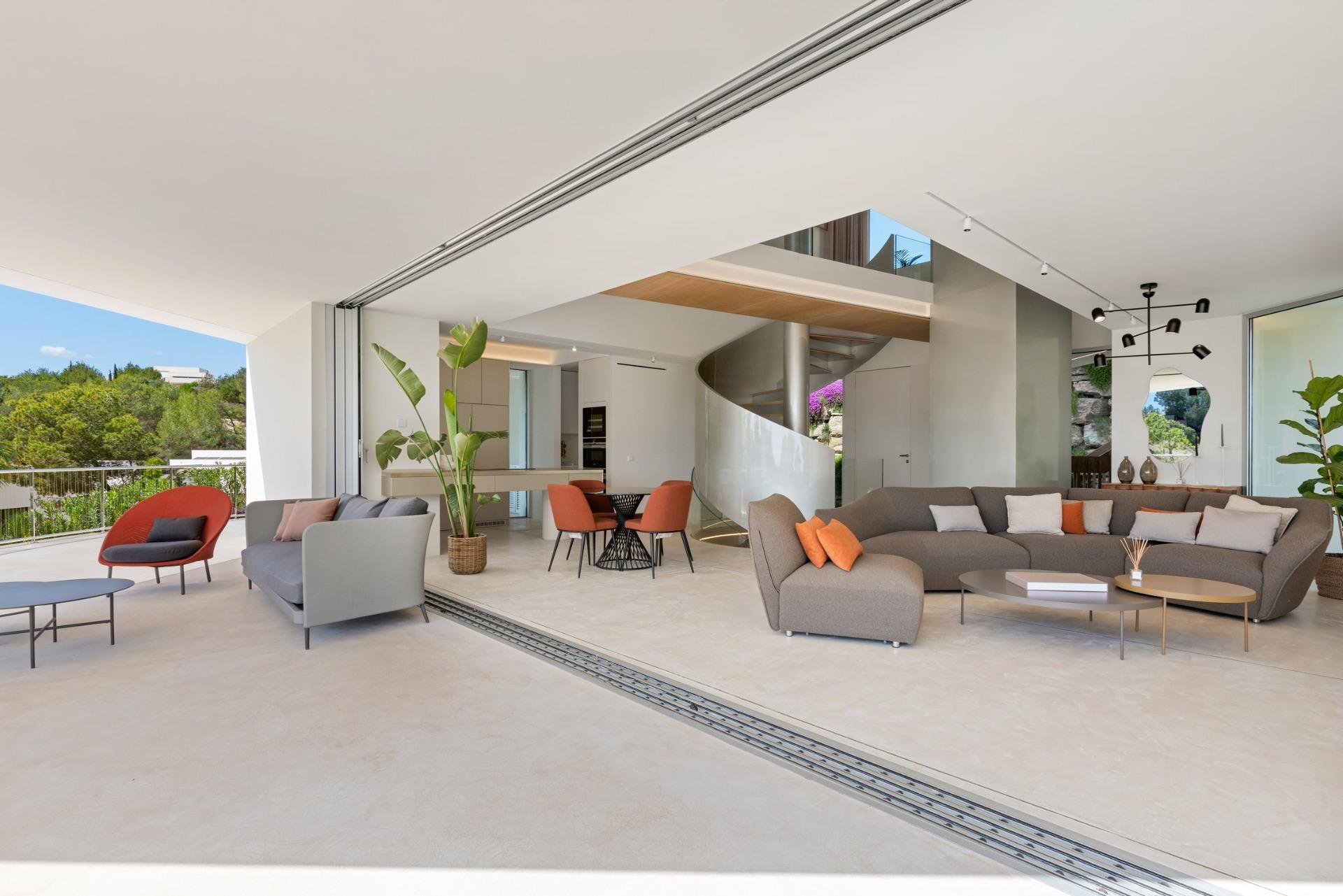 Exclusivas Villas de Lujo en Las Colinas Golf, Orihuela Costa, Villas de lujo en Las Colinas Golf, Orihuela, Costa Blanca. Disfruta privacidad, seguridad y un estilo de vida excepcional entre naturaleza y playas. ¡Tu invers