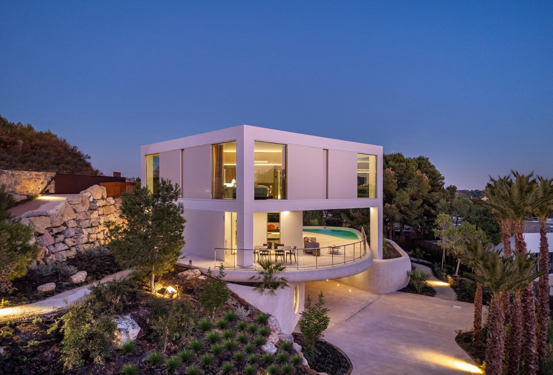 Exclusivas Villas de Lujo en Las Colinas Golf, Orihuela Costa, Villas de lujo en Las Colinas Golf, Orihuela, Costa Blanca. Disfruta privacidad, seguridad y un estilo de vida excepcional entre naturaleza y playas. ¡Tu invers
