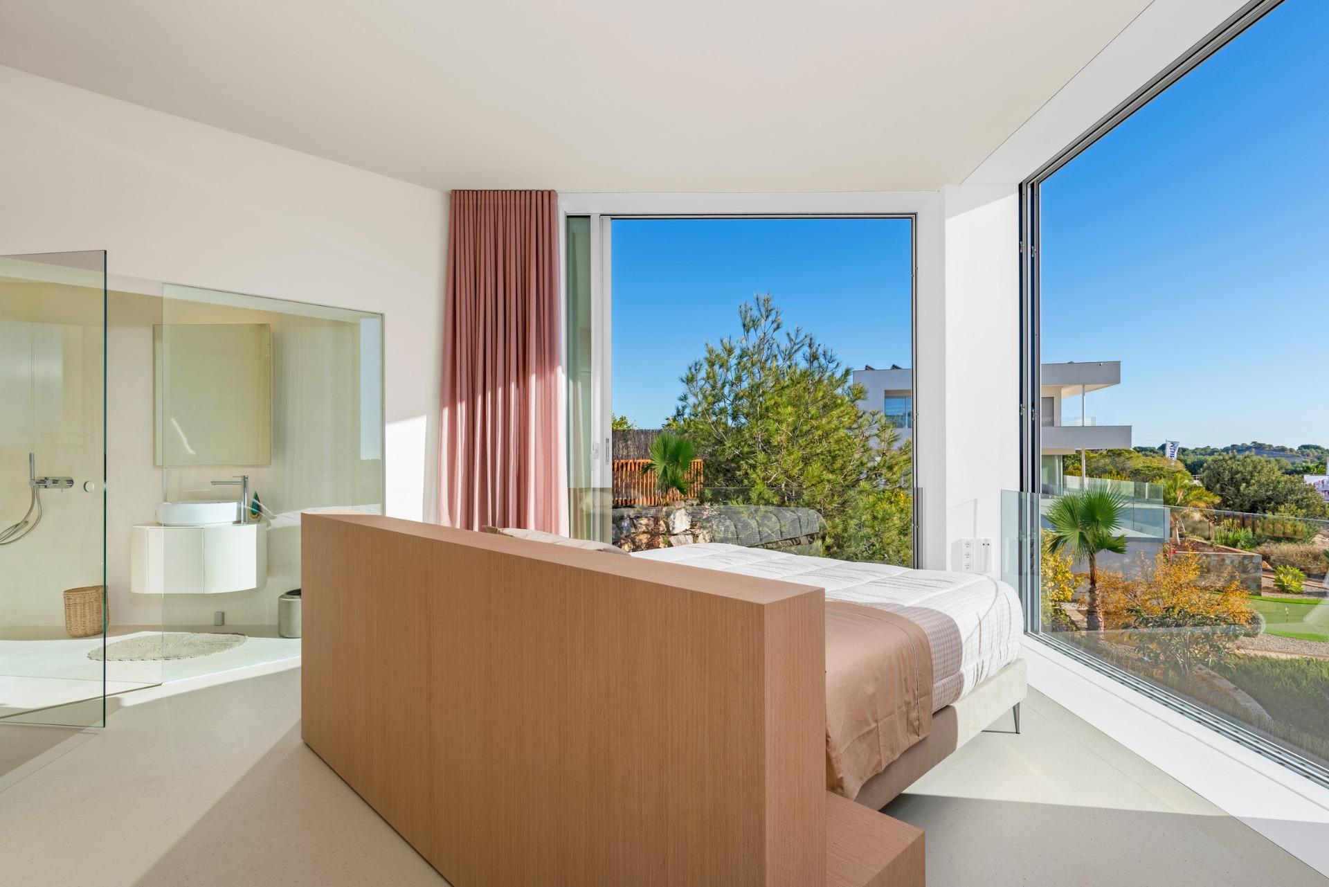 Exclusivas Villas de Lujo en Las Colinas Golf, Orihuela Costa, Villas de lujo en Las Colinas Golf, Orihuela, Costa Blanca. Disfruta privacidad, seguridad y un estilo de vida excepcional entre naturaleza y playas. ¡Tu invers