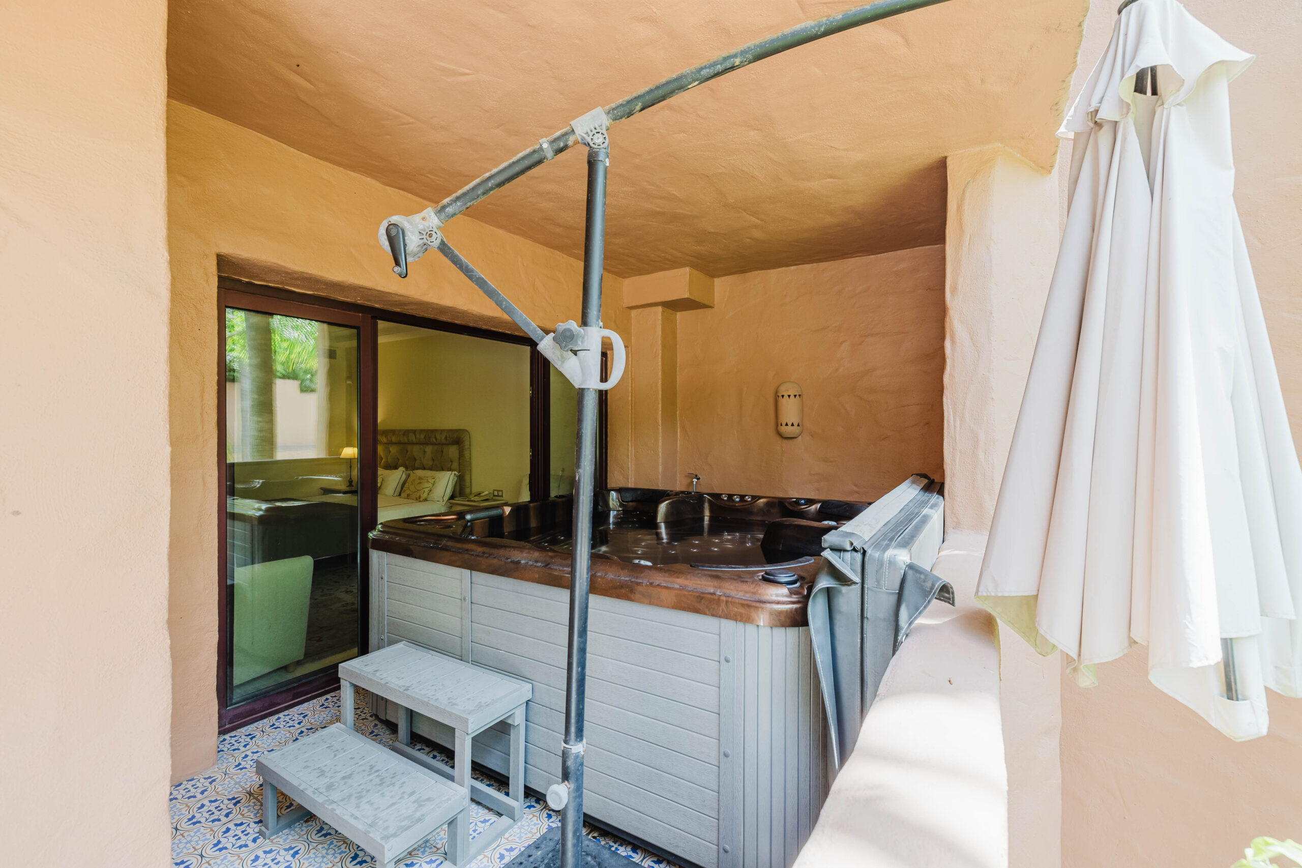 Exclusive 2-Bedroom Luxury Apartment in Kempinski Resort, Estepona