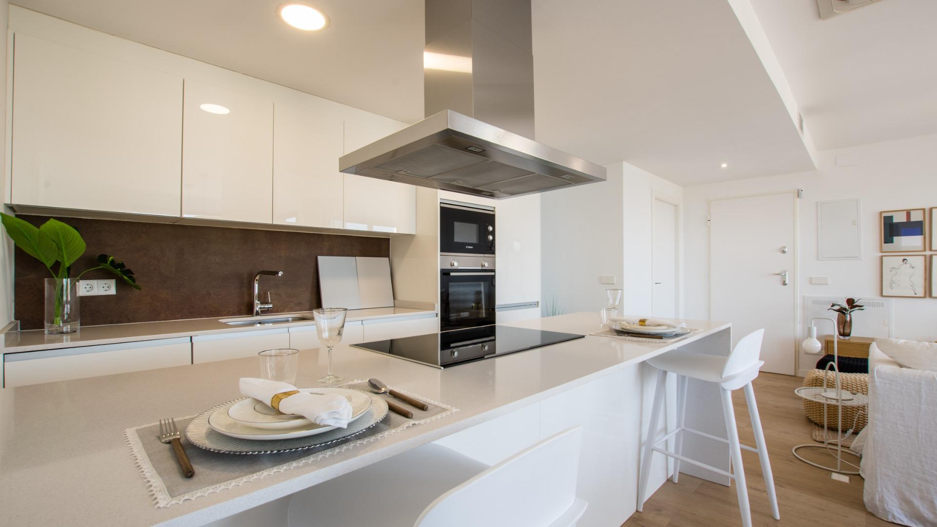 Apartamento de Lujo Obra Nueva en Villajoyosa, Cerca Playa, Apartamento de obra nueva en Villajoyosa, Costa Blanca. A 200m del mar, con 1 dormitorio, terraza y vistas. Disfrute piscina, gym y sauna. ¡Invierta en su vida