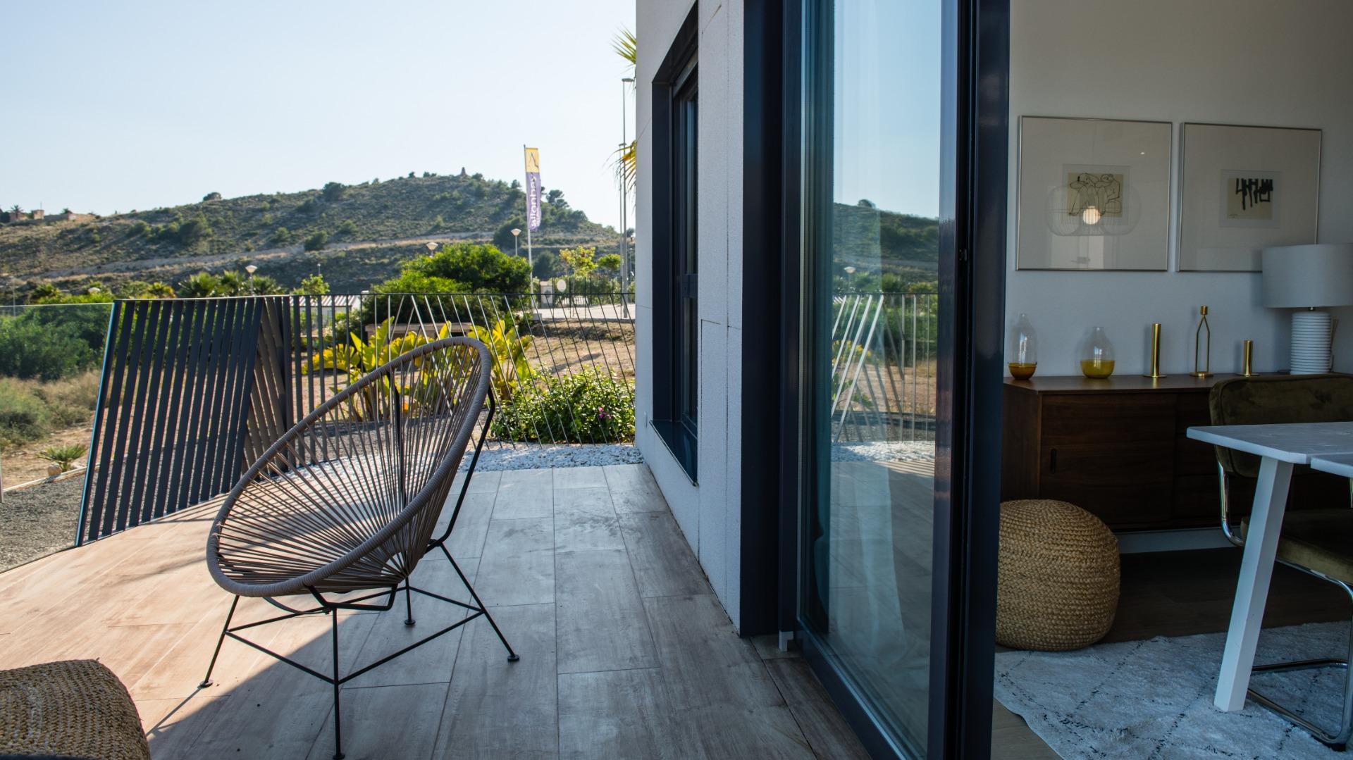 Apartamento de Lujo Obra Nueva en Villajoyosa, Cerca Playa, Apartamento de obra nueva en Villajoyosa, Costa Blanca. A 200m del mar, con 1 dormitorio, terraza y vistas. Disfrute piscina, gym y sauna. ¡Invierta en su vida