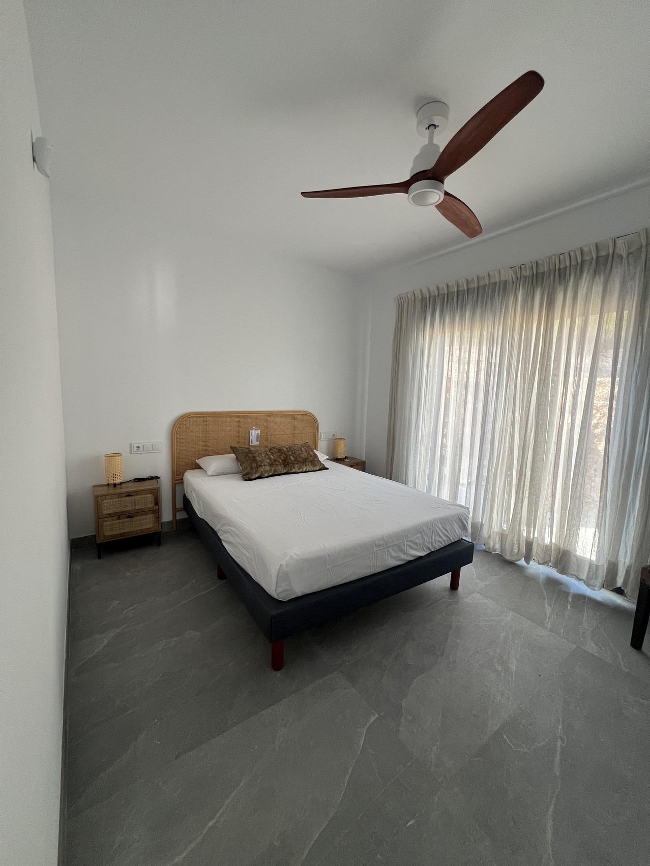 Exclusivo Adosado de Obra Nueva en Polop con Piscina, Descubre este adosado de obra nueva en Polop, Costa Blanca Norte. 3 hab, 2 baños, piscina privada y acabados de lujo. Vive la tranquilidad mediterránea cerca de
