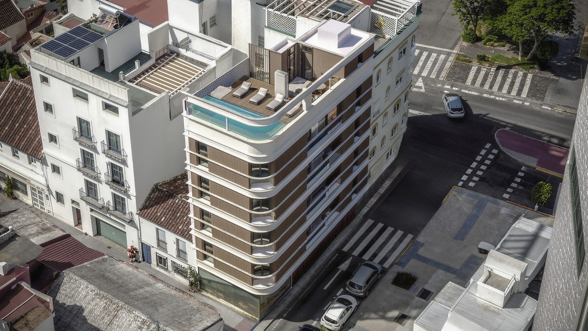 Estepona: Apartamento Boutique de Lujo con Terraza Exclusiva, Invierta en Estepona: 4 apartamentos boutique de lujo en el corazón de la ciudad. 2 dorm, terraza, junto al casco antiguo y nuevo bulevar. ¡Oportunidad única!