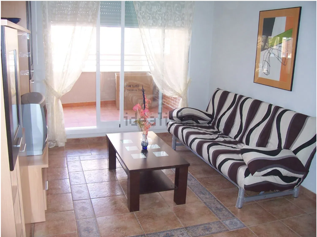 Apartamento a Estrenar en Villajoyosa: Mar, Lujo y Confort, Apartamento moderno de obra nueva en Villajoyosa, Costa Blanca Norte. A 450m de Playa del Torres. 1 dorm, terraza, parking, piscina y gimnasio. ¡Vive o invierte