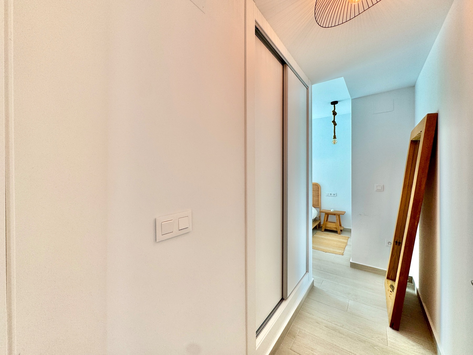 Exclusiva Villa Moderna en La Finca Golf con Piscina, Villa de lujo en La Finca Golf, Algorfa. 125m², 3 dorm. Diseño moderno, piscina climatizada, terraza en azotea con vistas al golf. ¡Lista para vivir el sueño me